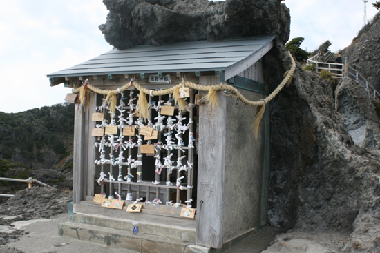 石廊崎突端にある熊野神社
